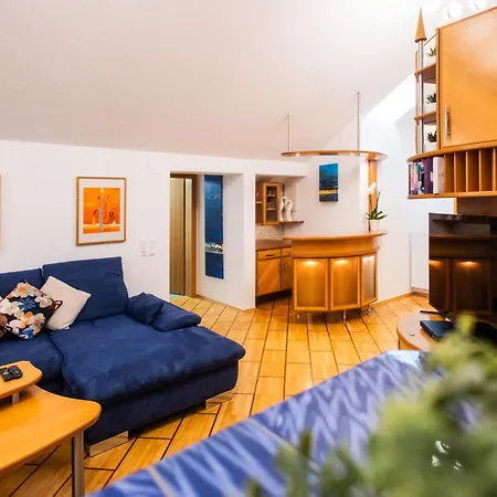 Апартаменты Petzen Panorama Feistritz ob Bleiburg