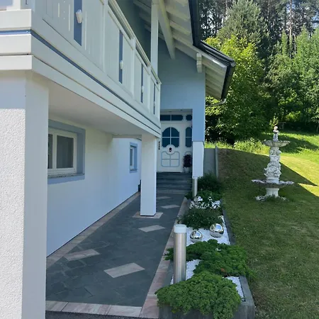 Апартаменты Petzen Panorama *