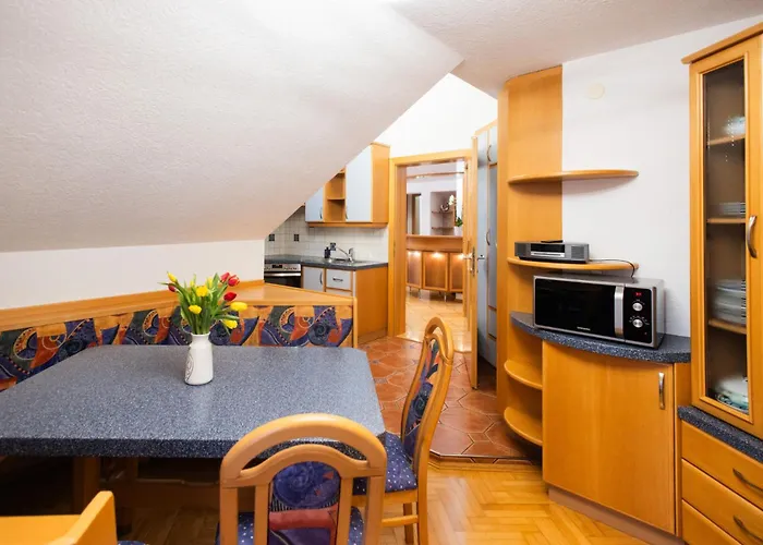 Petzen Panorama Apartament *